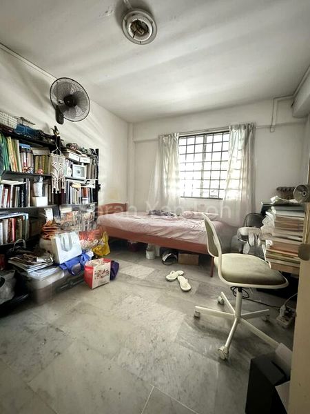 3 Room (3I) HDB for Sale in  31 Marine Crescent - Image 4